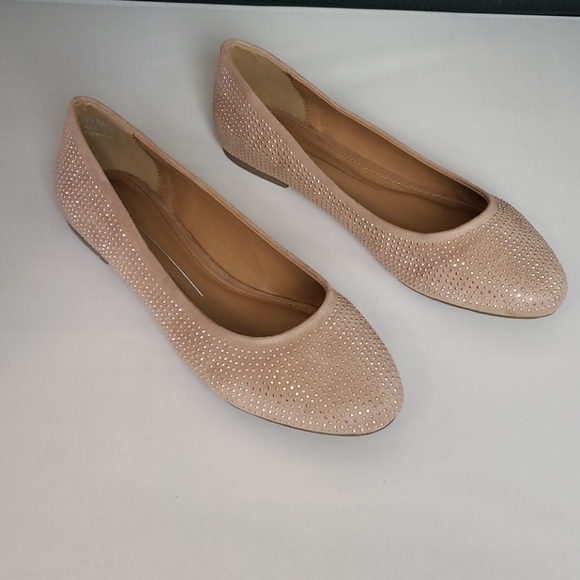 report ballet flats